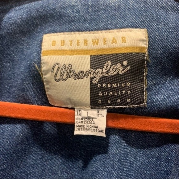 Vintage mixed media wrangler jacket size L. Leather , suede , cotton, beaded - Picture 12 of 13